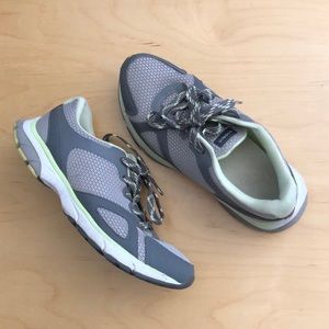 Vionic Womens Tokyo Sneakers Grey Sz 8 used